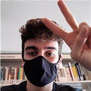 Soy estudiante de ingeniería, imparto clases particulares a niños que necesiten una ayuda en asignaturas de ciencias. También puedo ayudar en la organicación y planificación de horarios de estudio